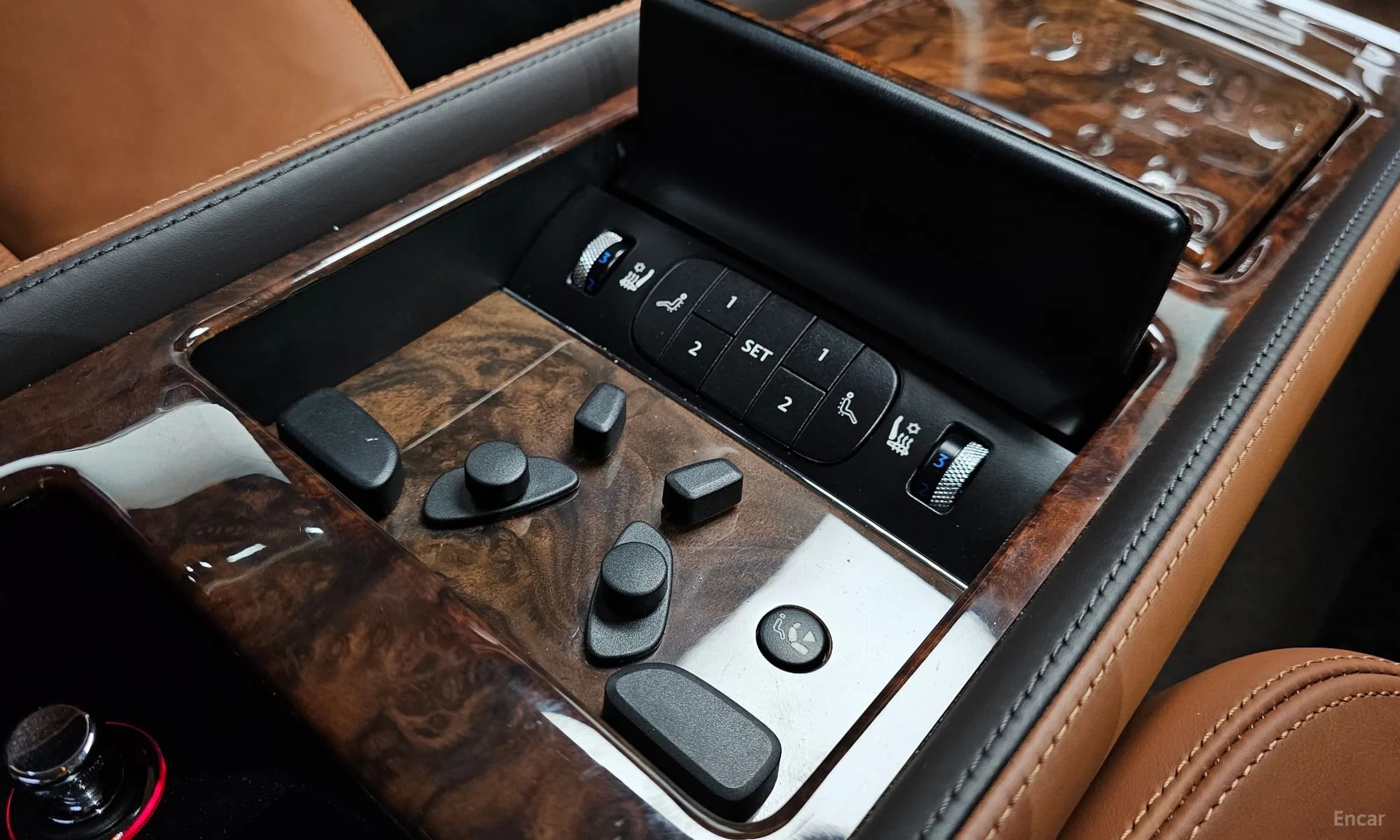 Flying Spur Gen 1