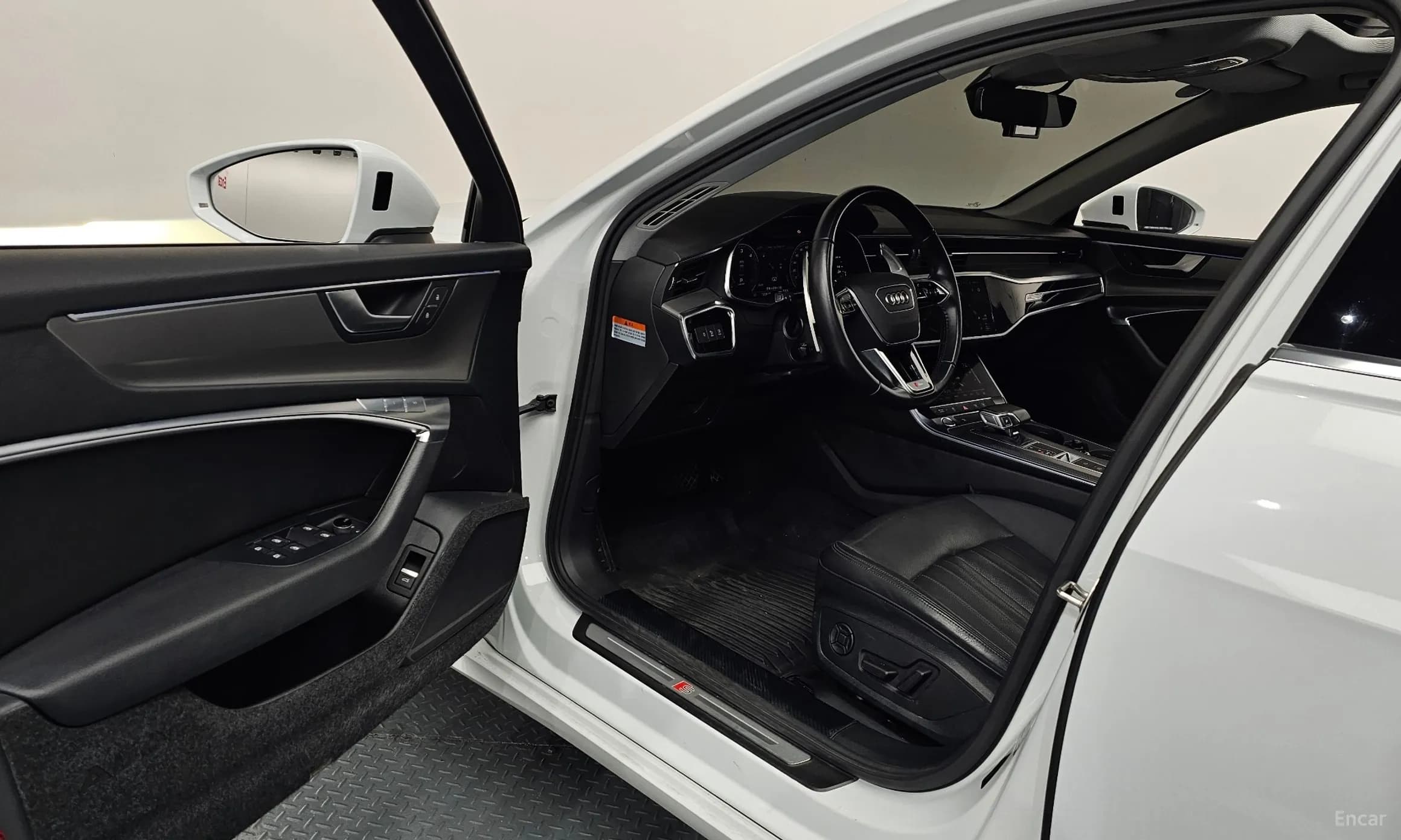A6 (C8)