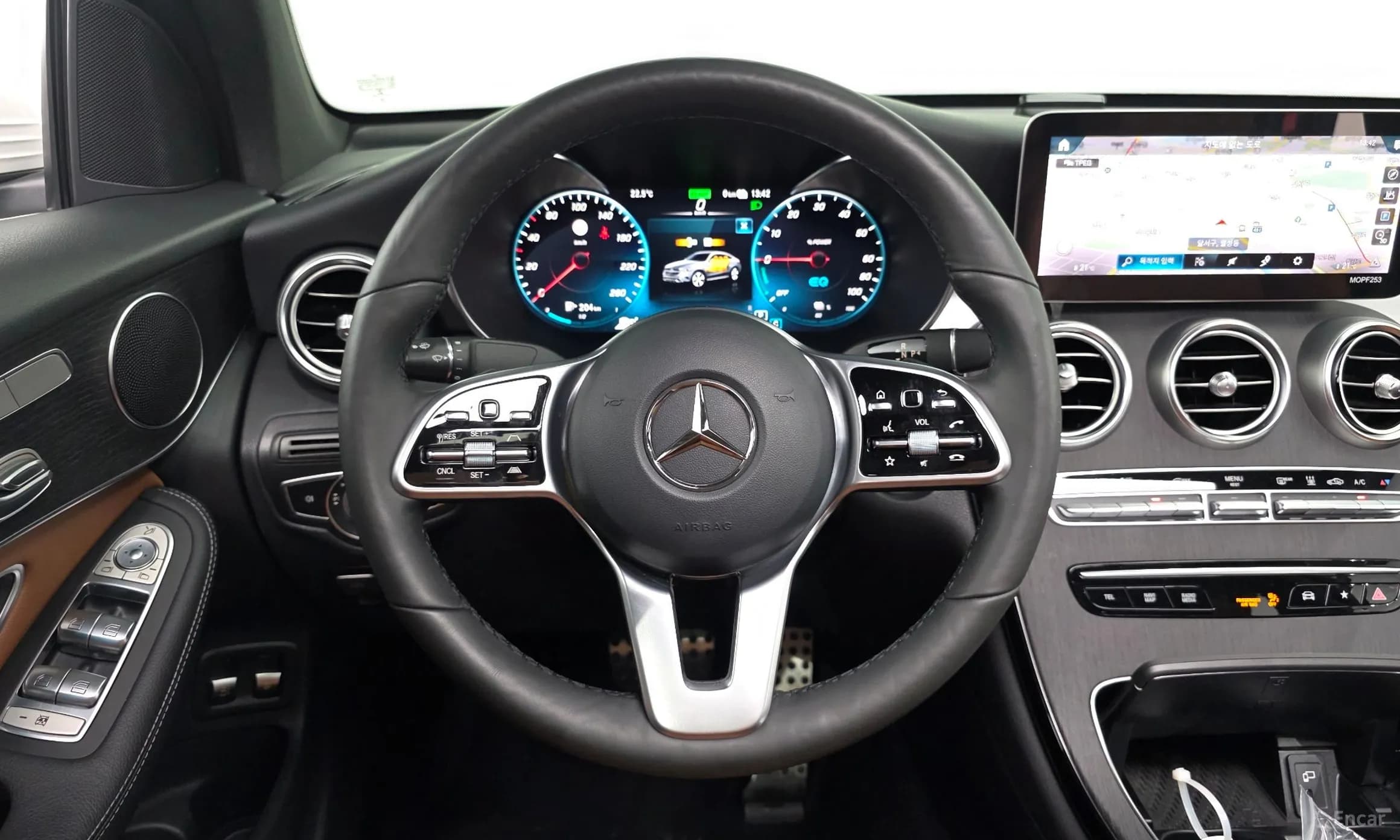 GLC-Class X253