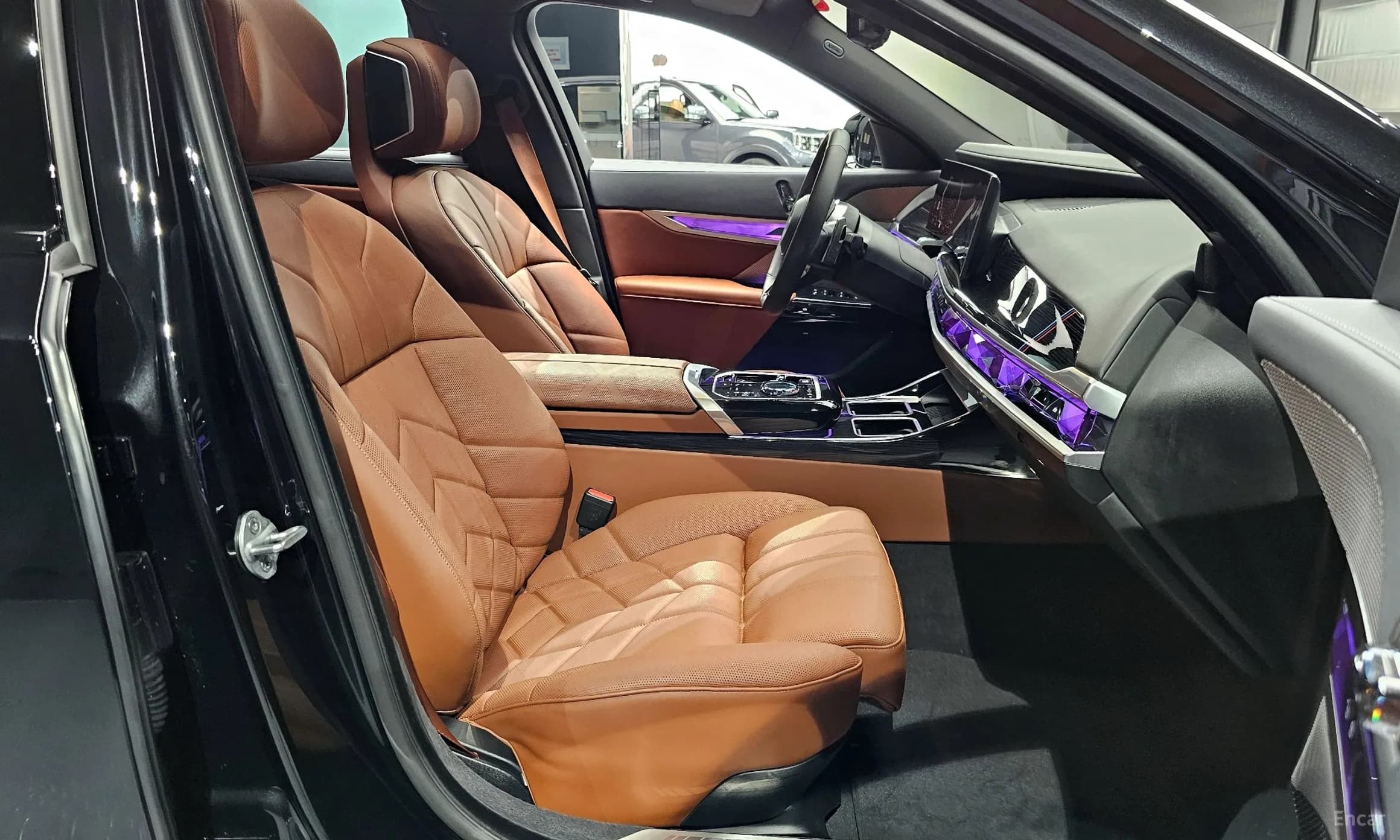 7 Series (G70)