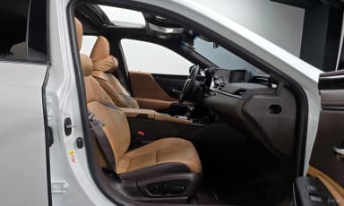 ES300h 7th Generation