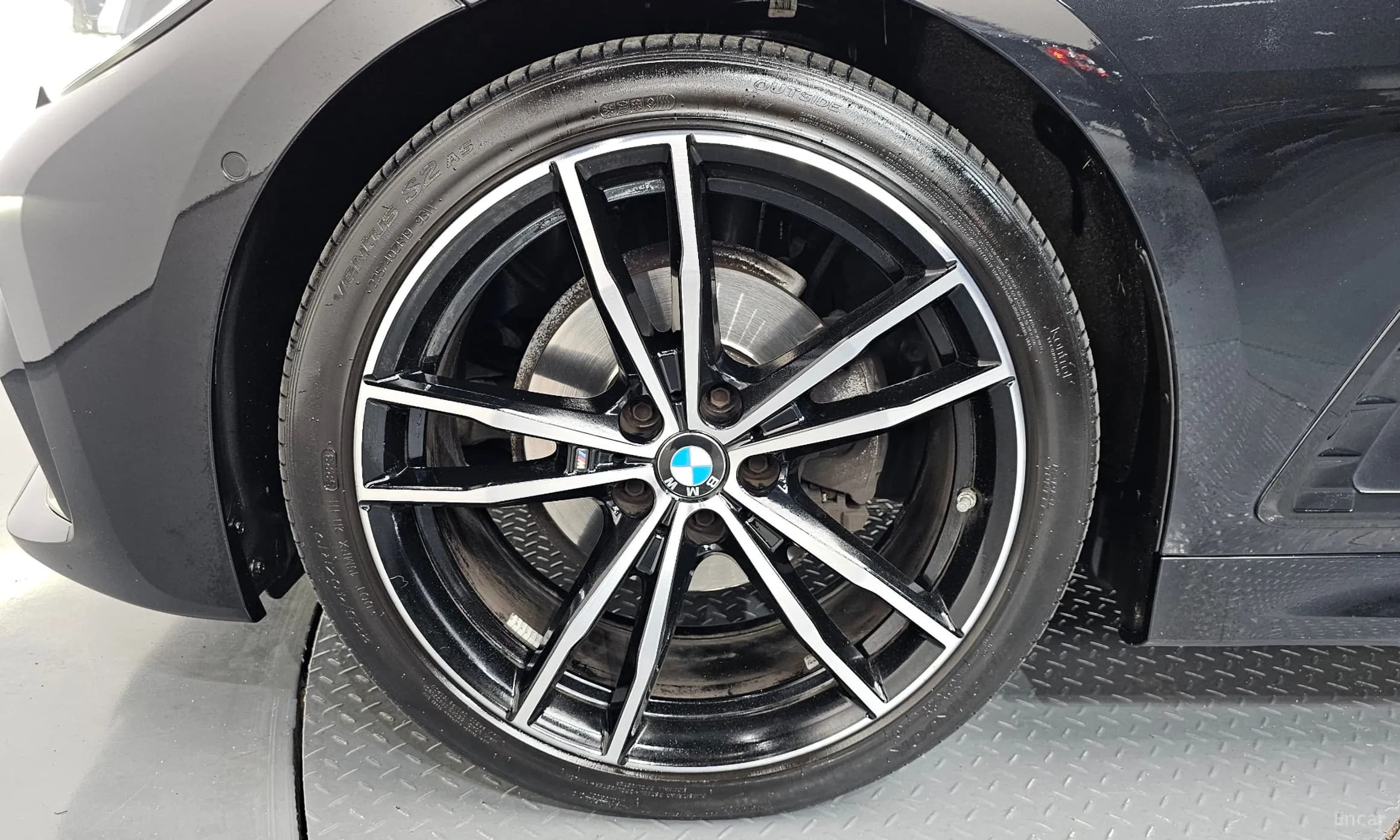 3 Series (G20)