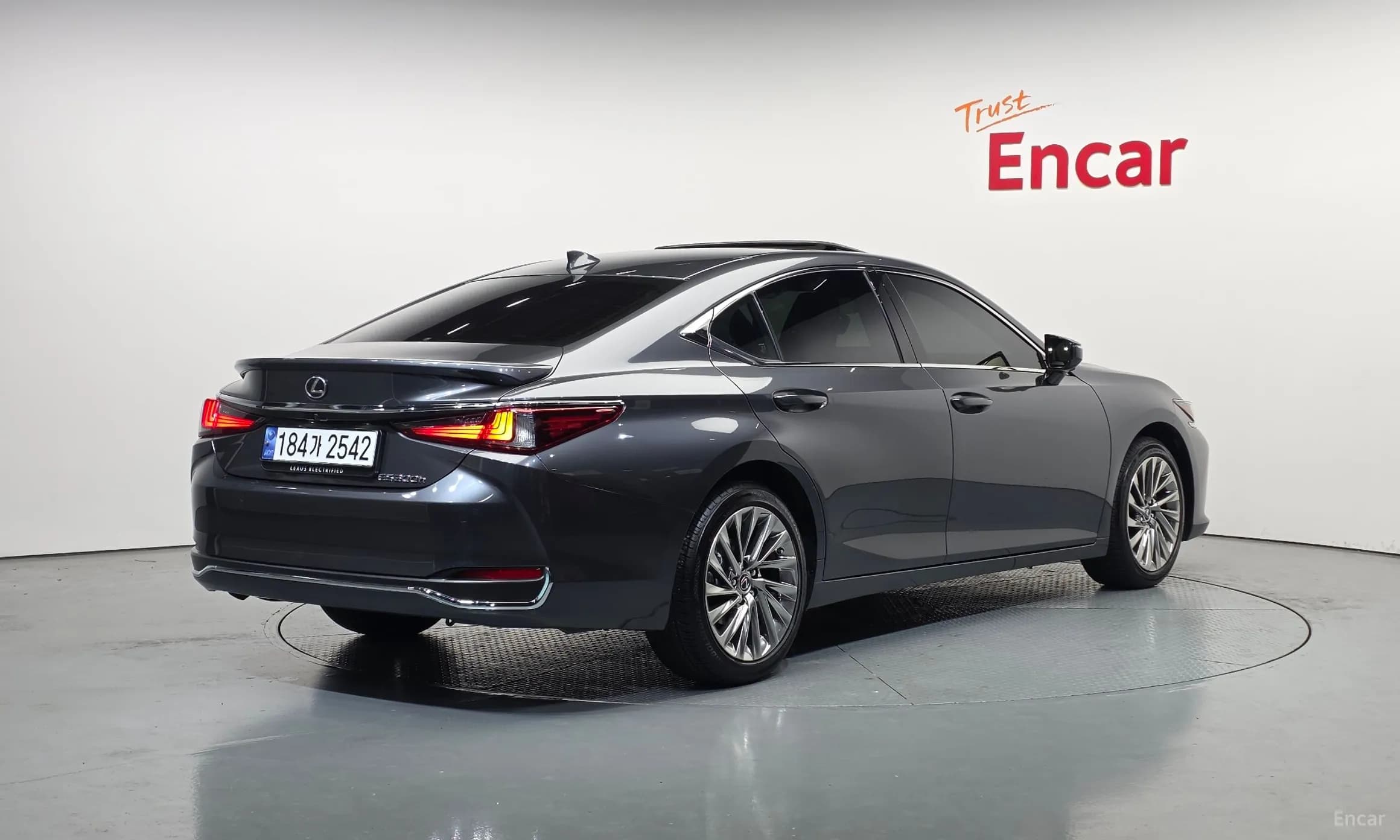 ES300h 7th Generation