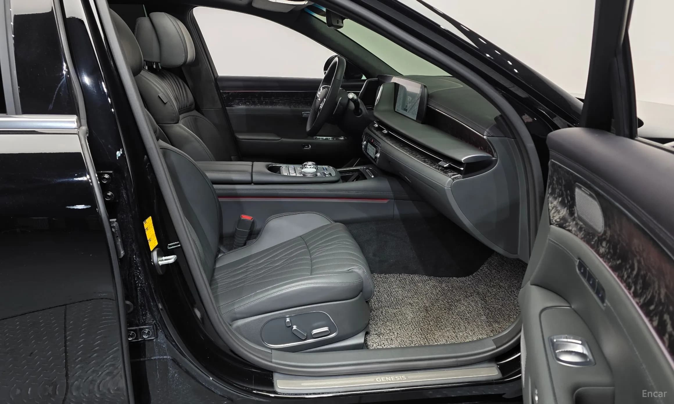 G90 (RS4)