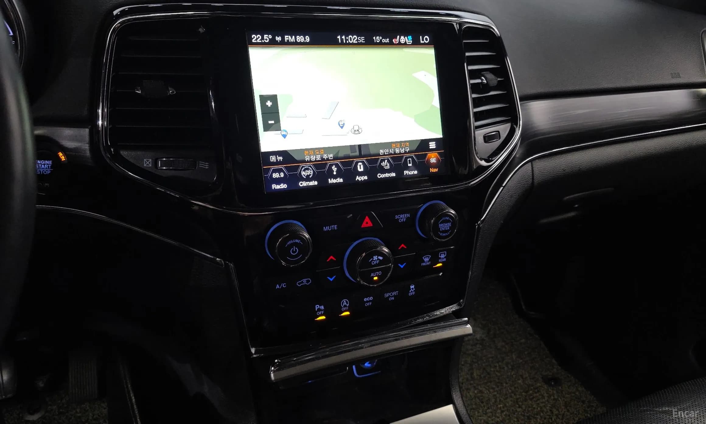 Grand Cherokee