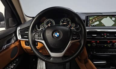 X6 (F16)