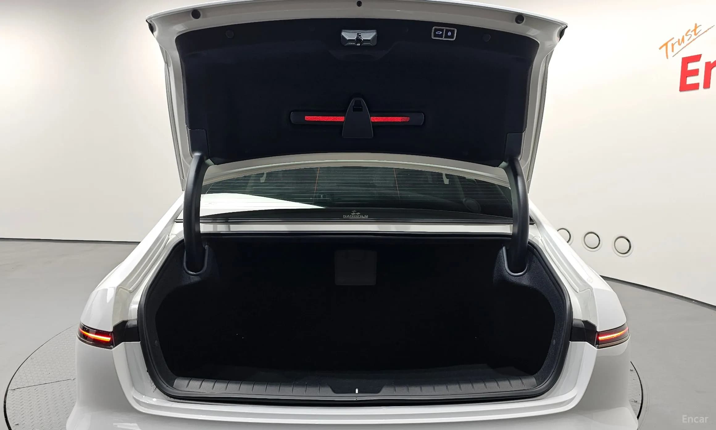 Grandeur Hybrid (GN7)