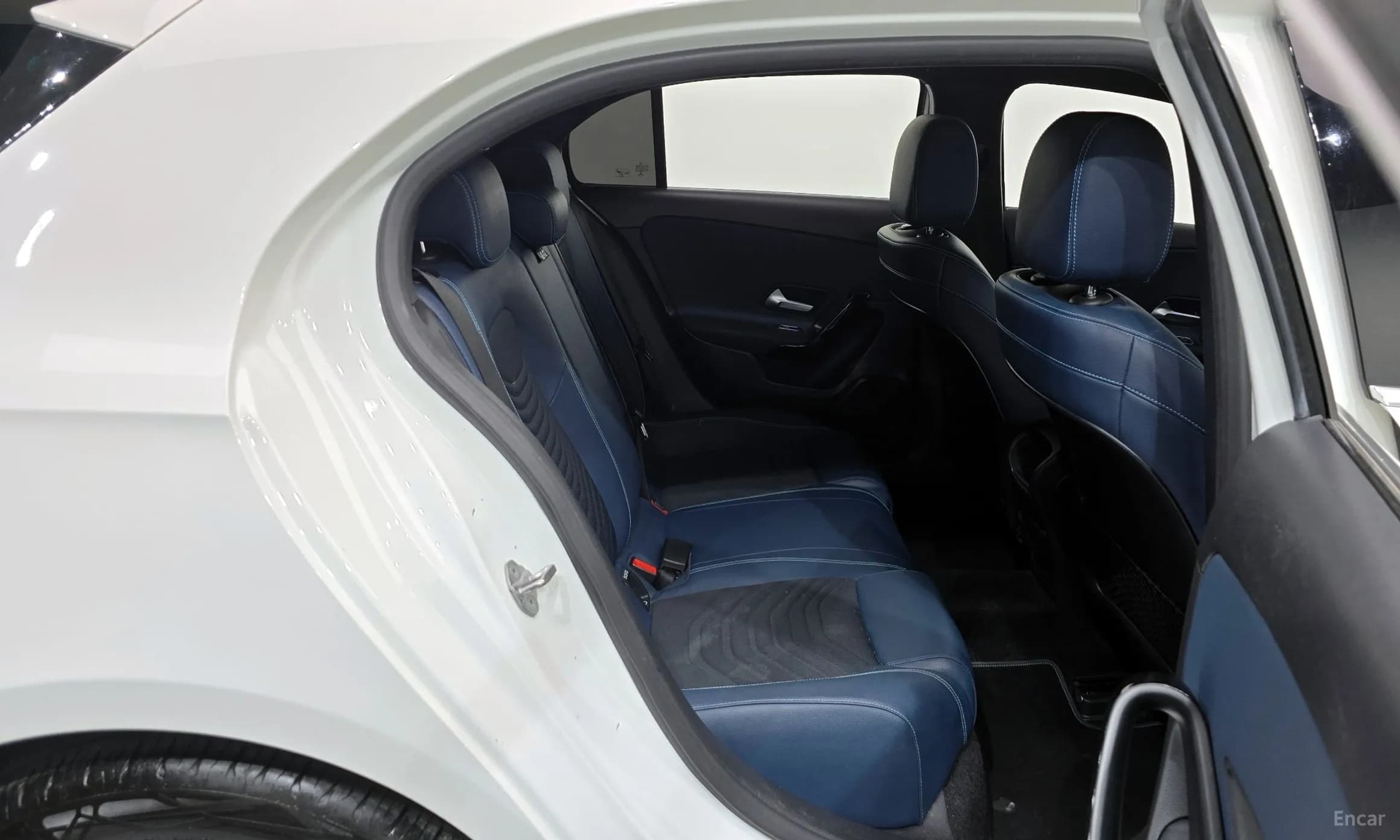 A-Class W177