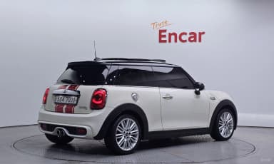 Cooper S