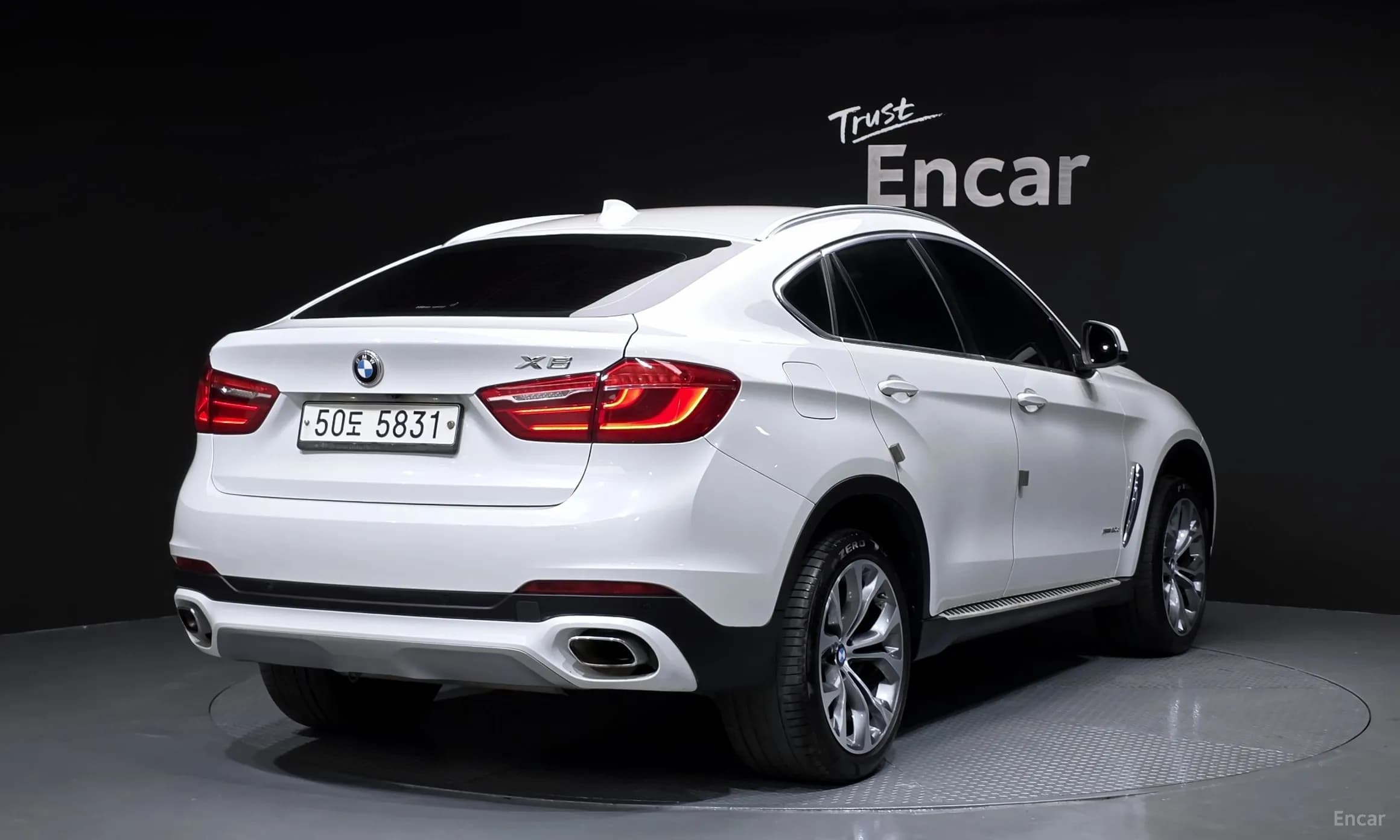 X6 (F16)