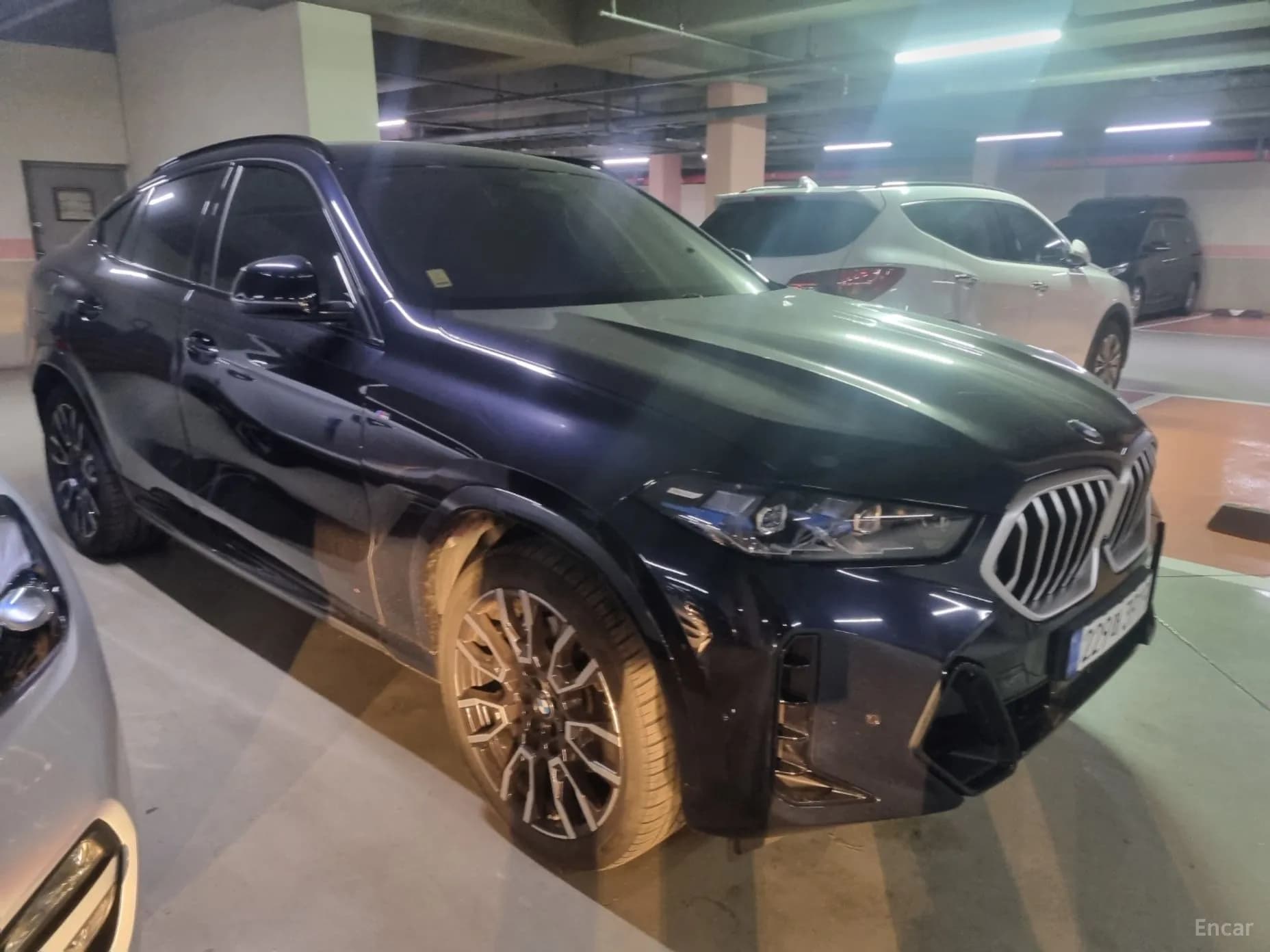 X6 (G06)
