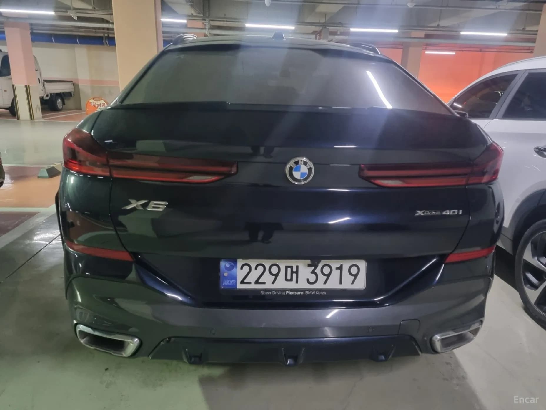 X6 (G06)