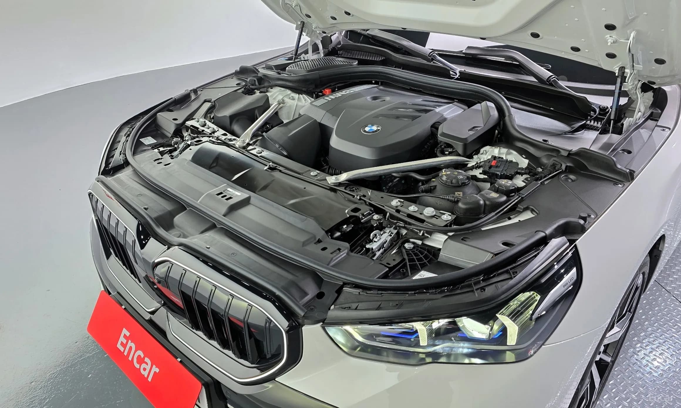 5 Series (G60)