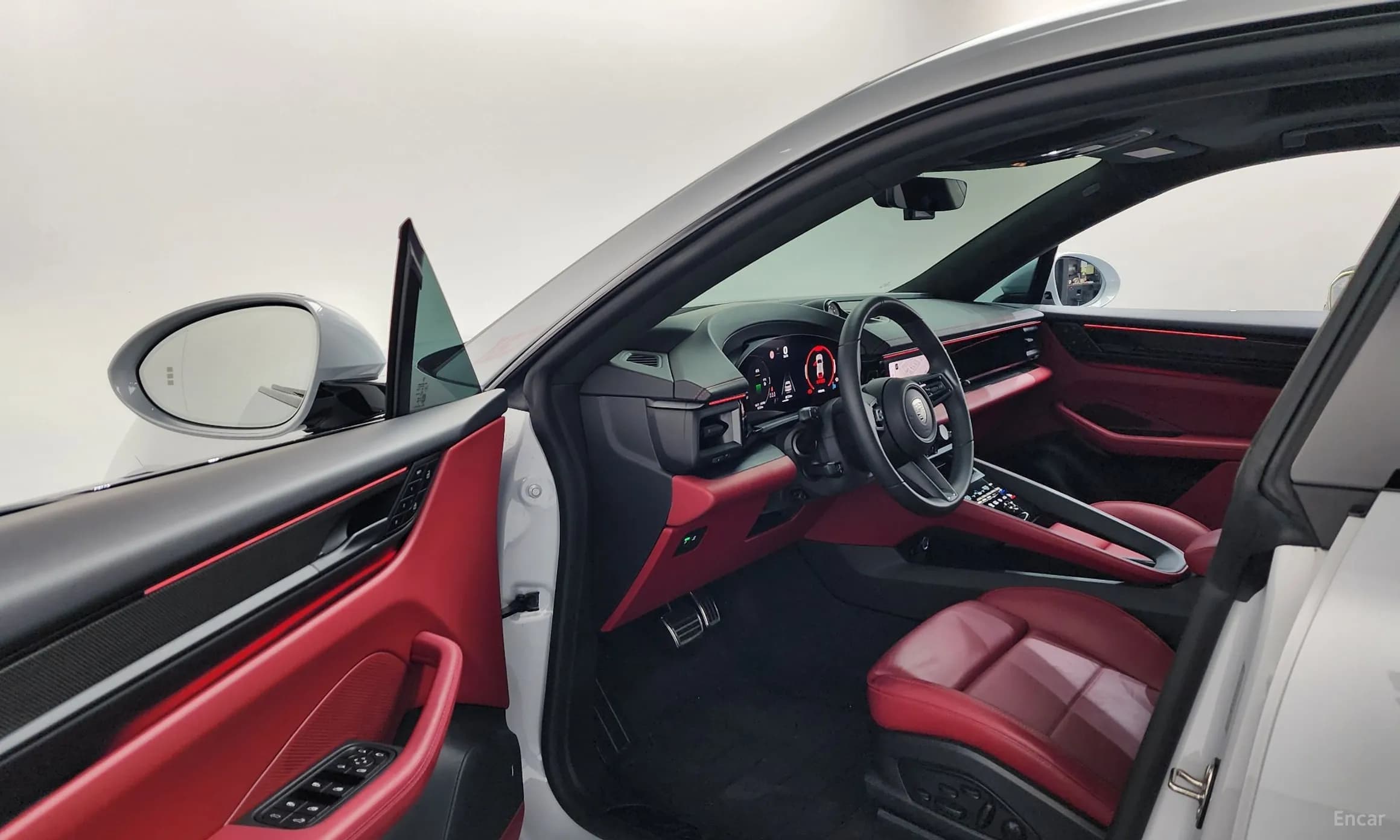 Macan EV