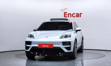 Macan EV