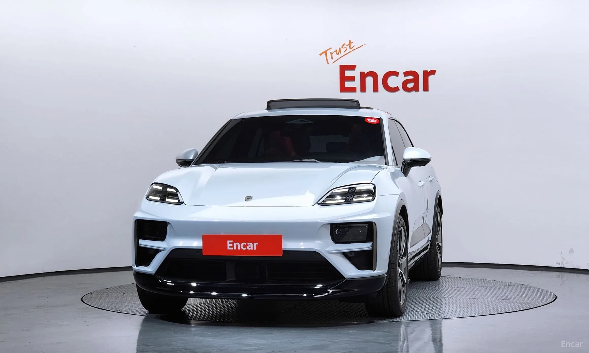 Macan EV