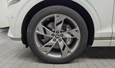 Electrified GV70