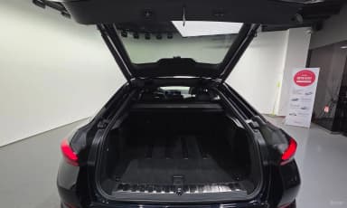 X6 (G06)