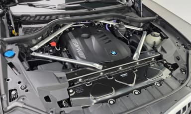 X6 (G06)