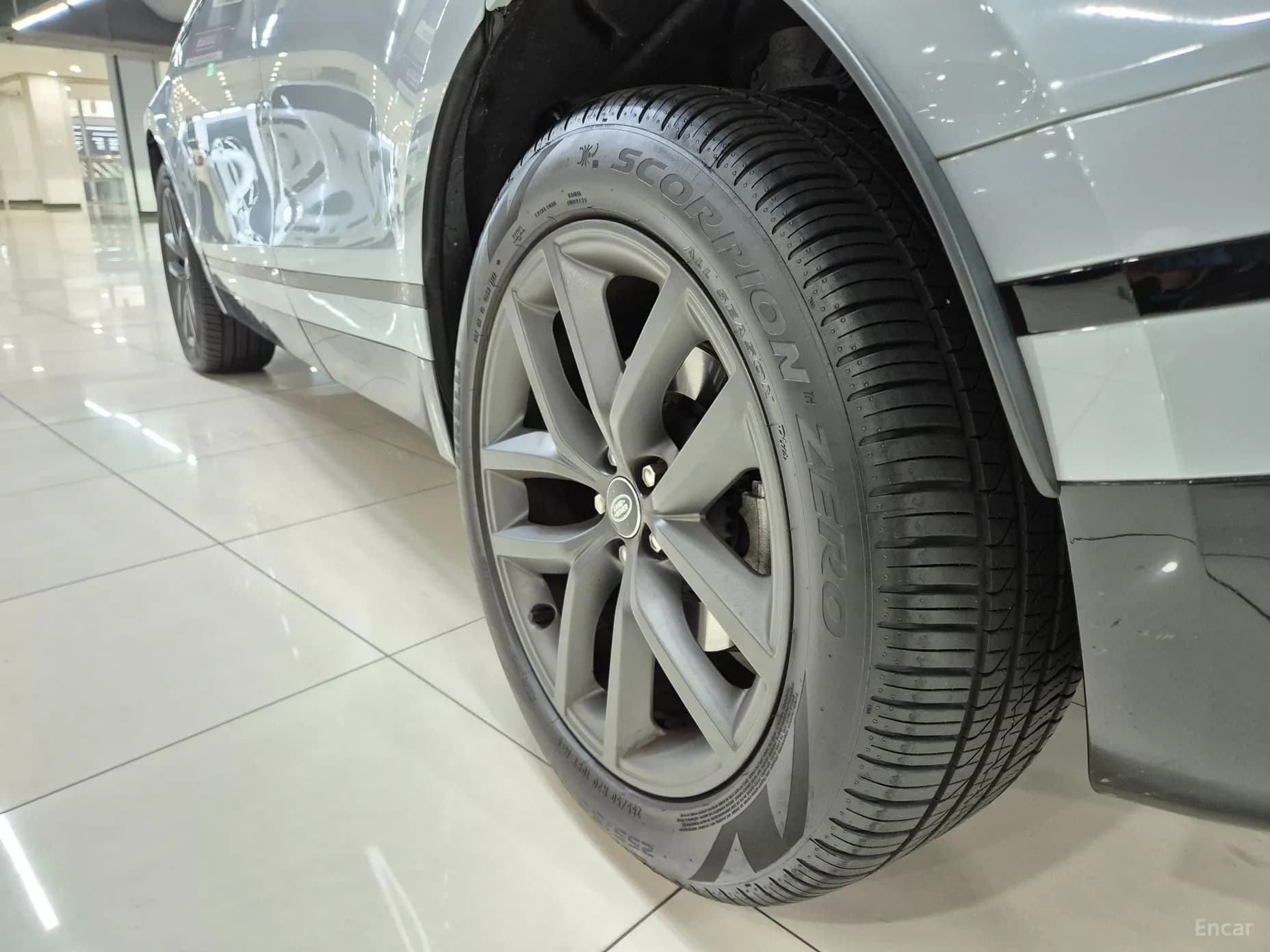Range Rover Bella
