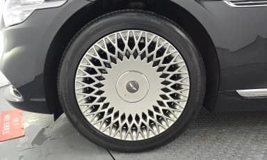 G90