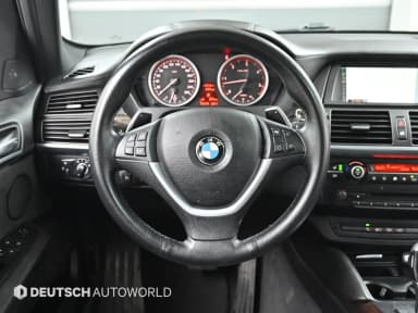 X6 (E71)