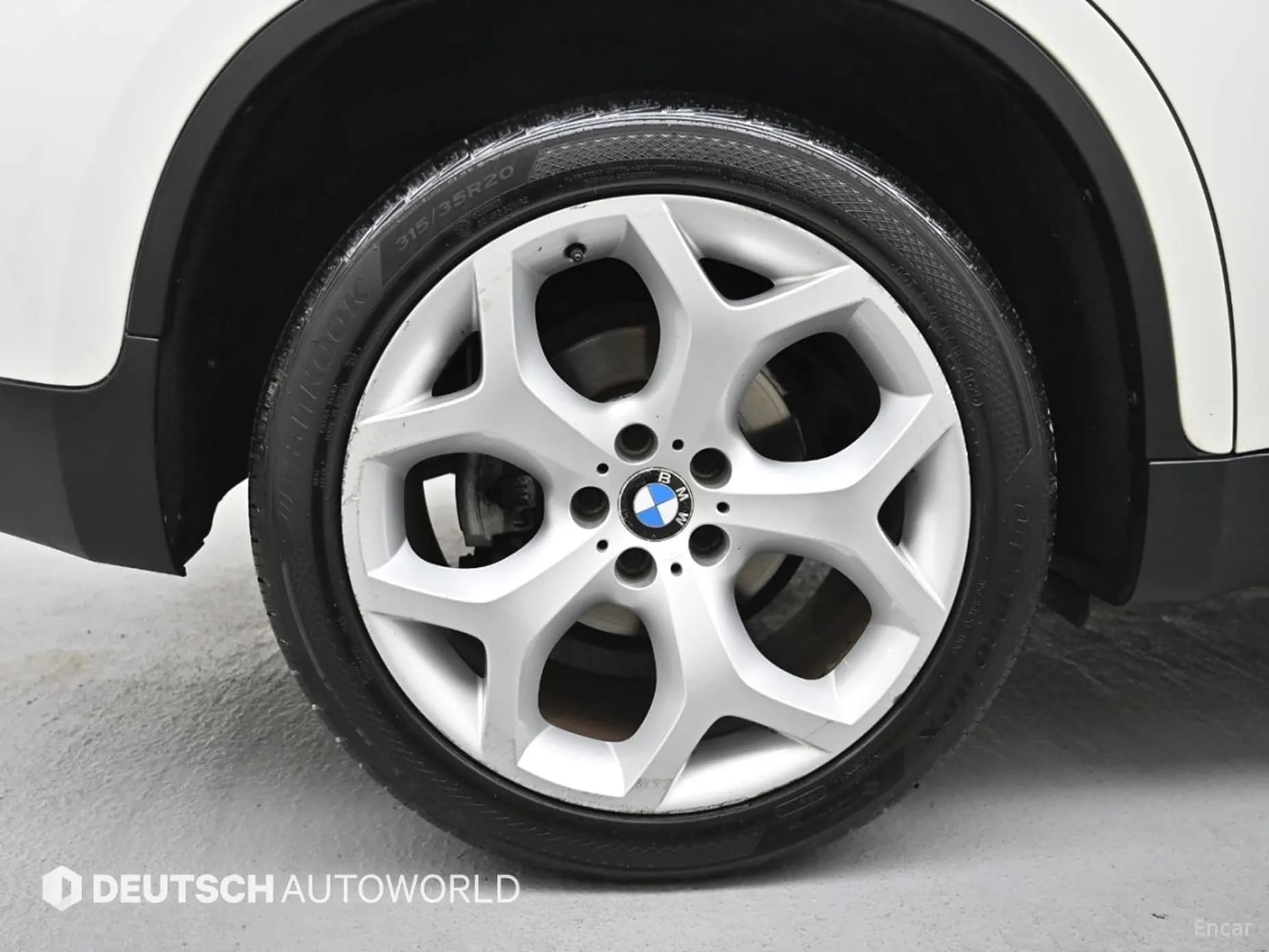 X6 (E71)