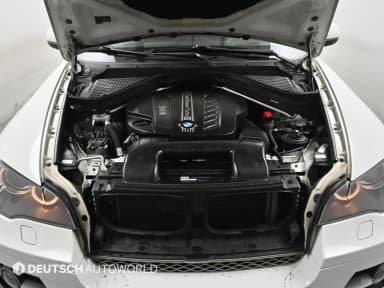 X6 (E71)