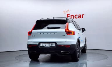 XC40