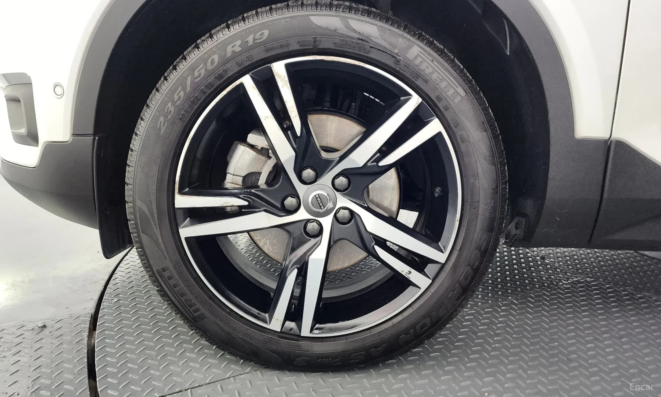 XC40