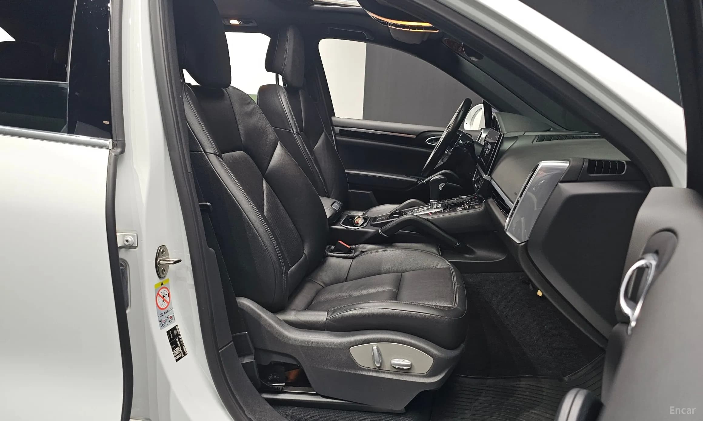 New Cayenne