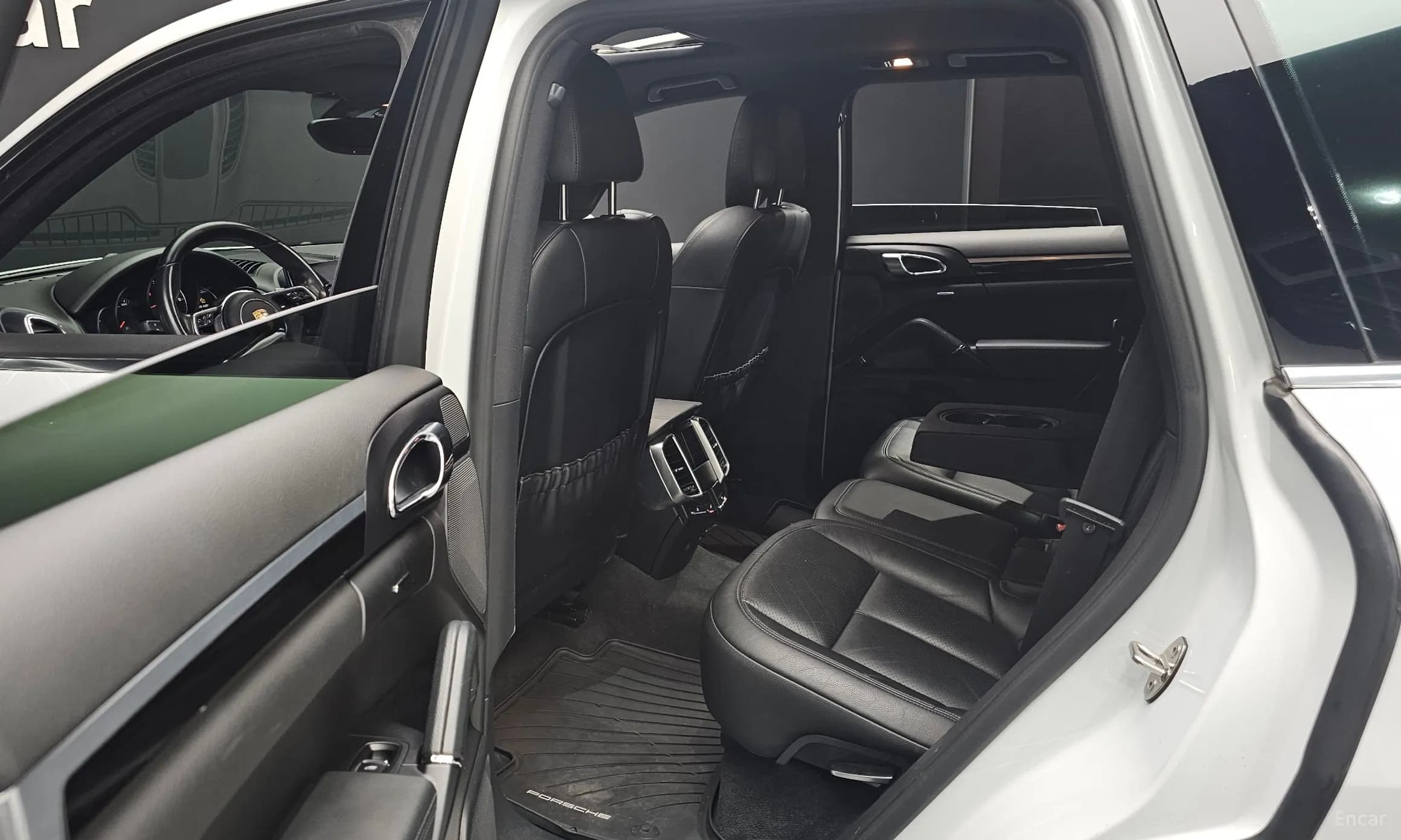 New Cayenne