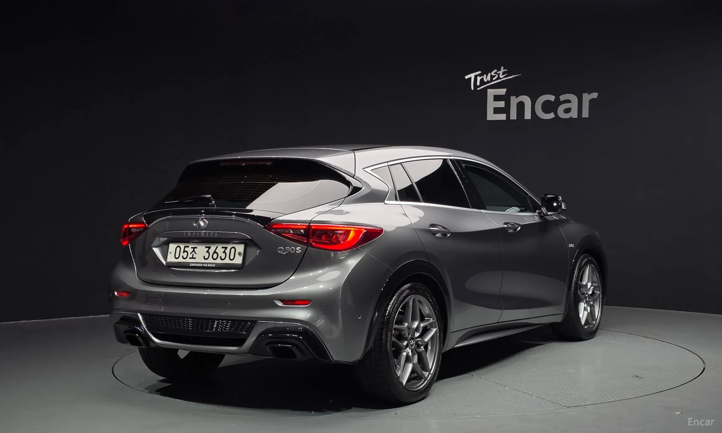 Q30
