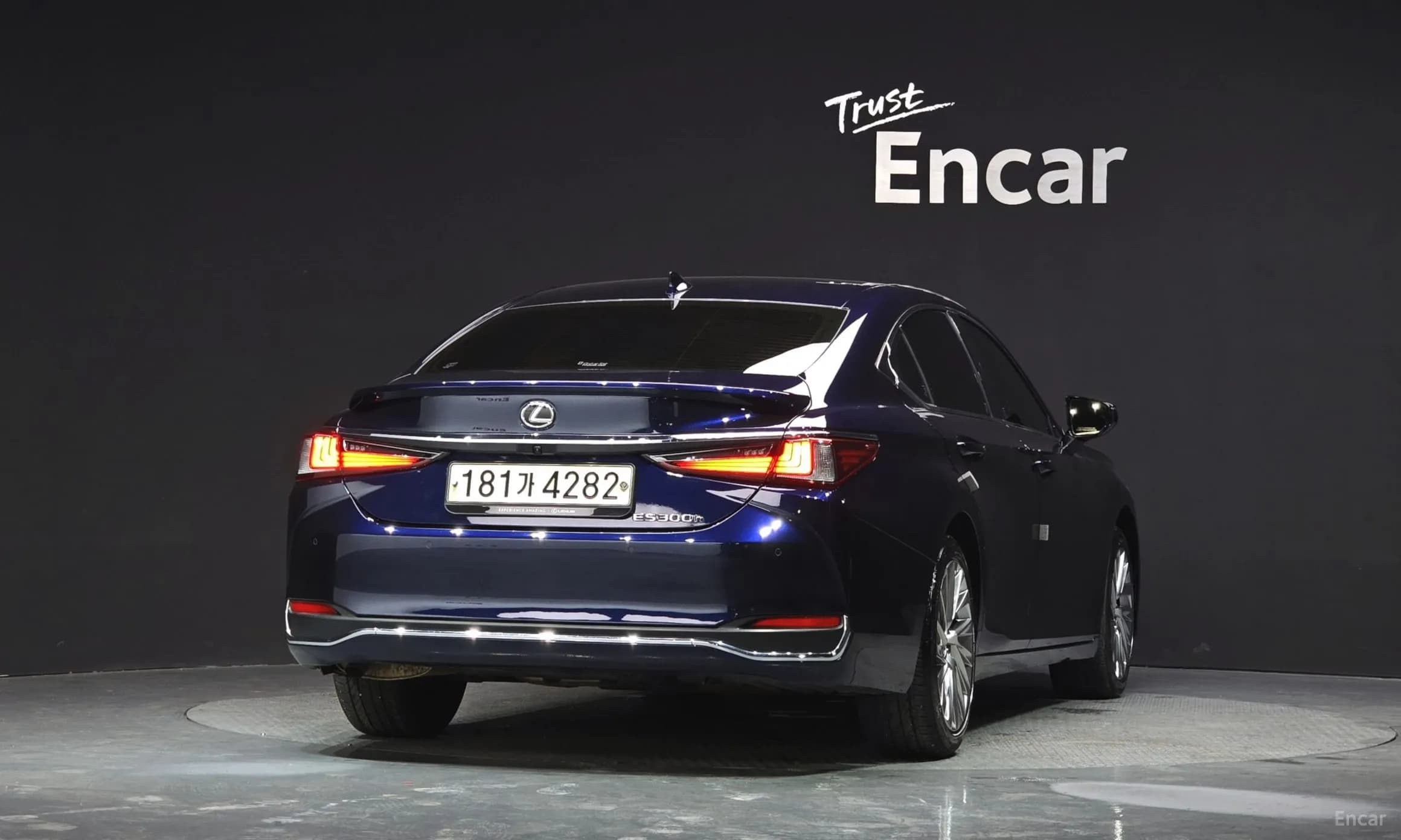 ES300h 7th Generation