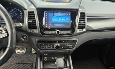 Rexton Sports Khan