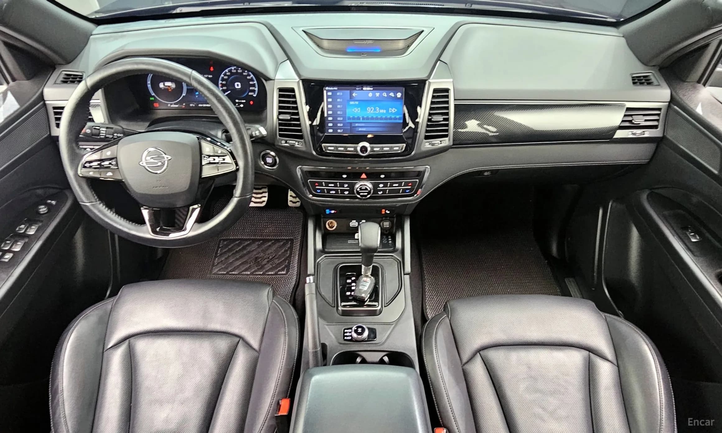Rexton Sports Khan