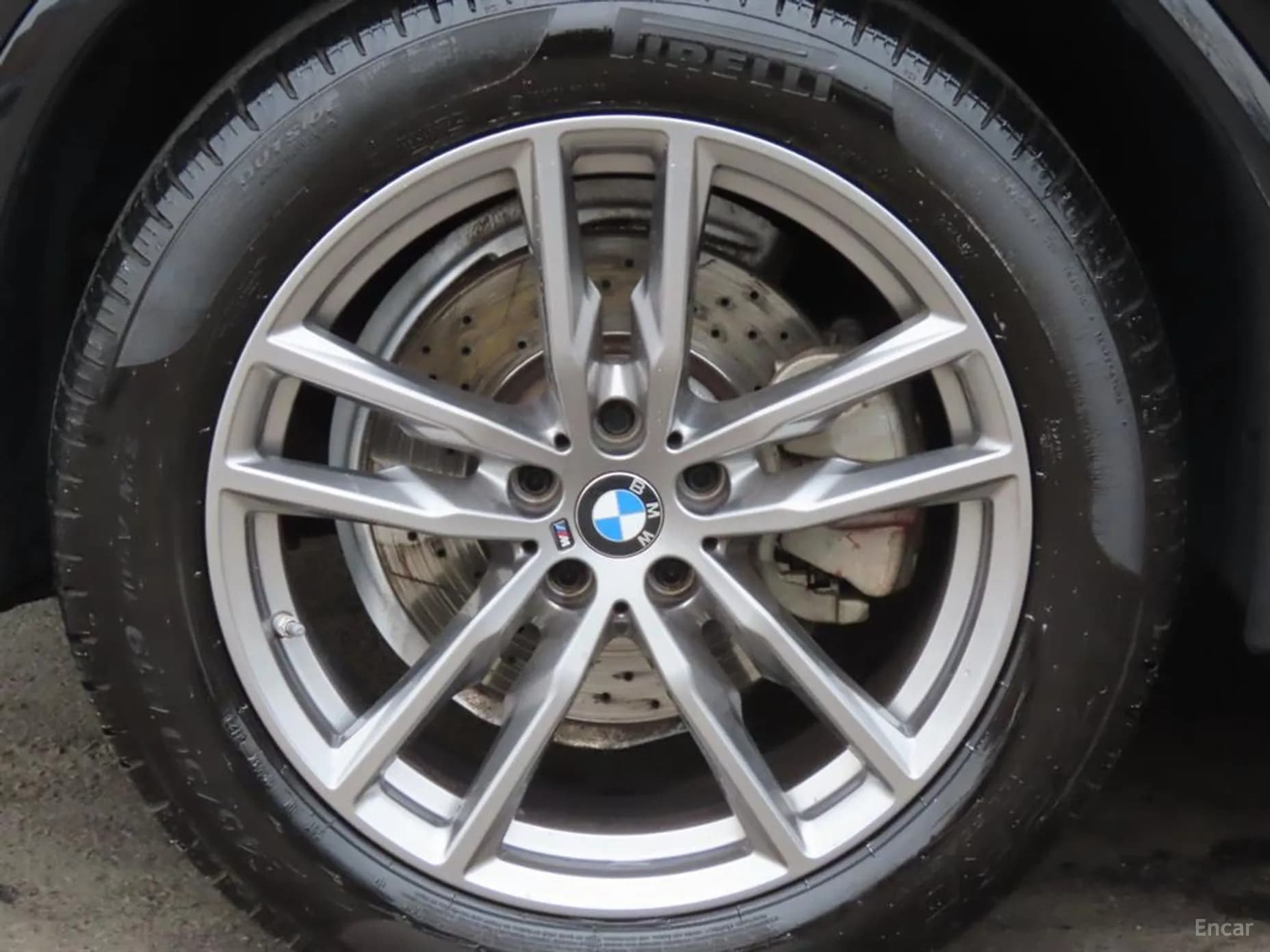 X3 (G01)