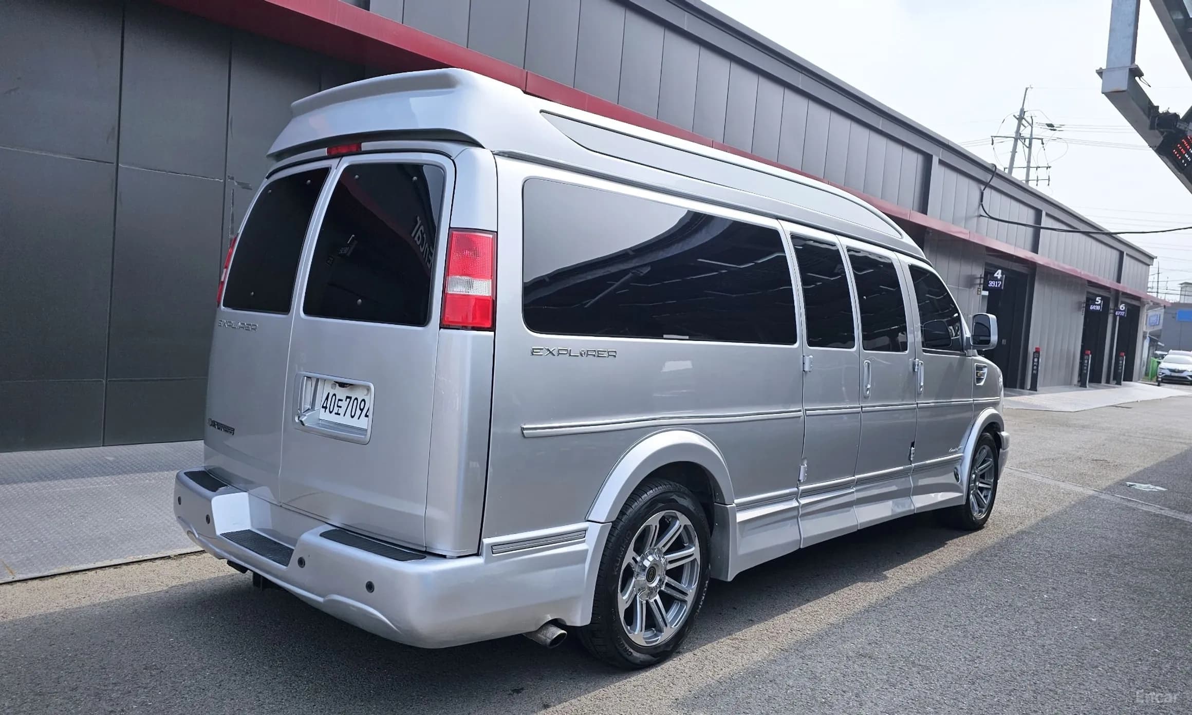 Express Van