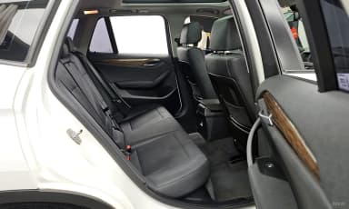 X1 (E84)