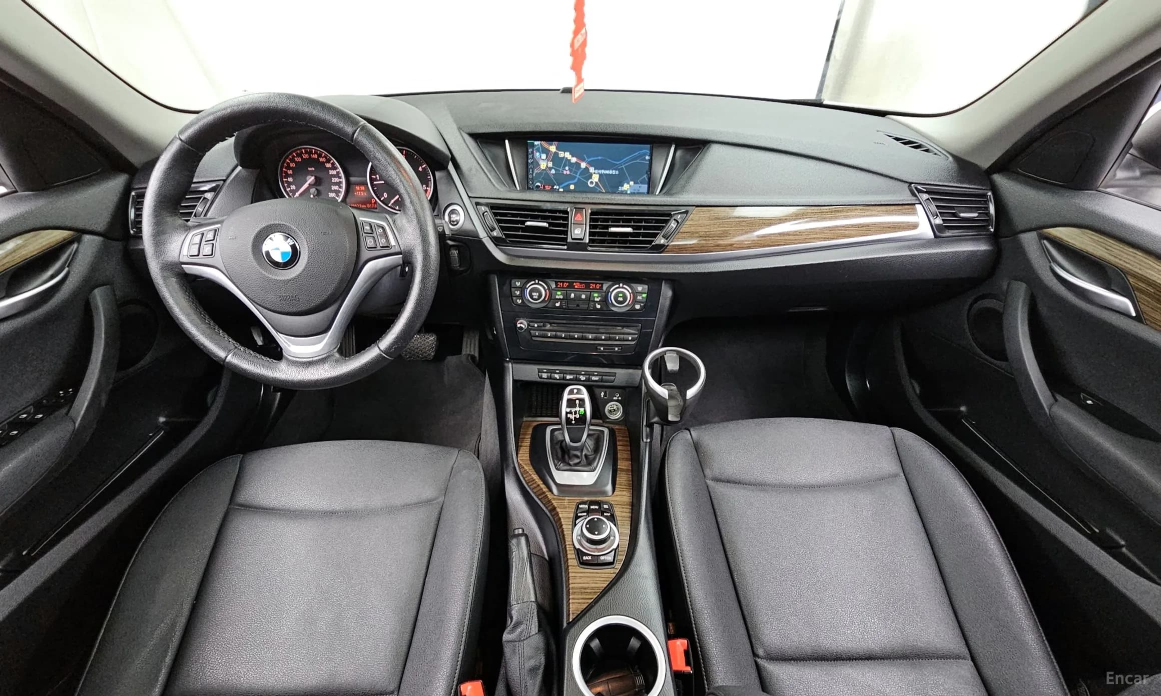 X1 (E84)