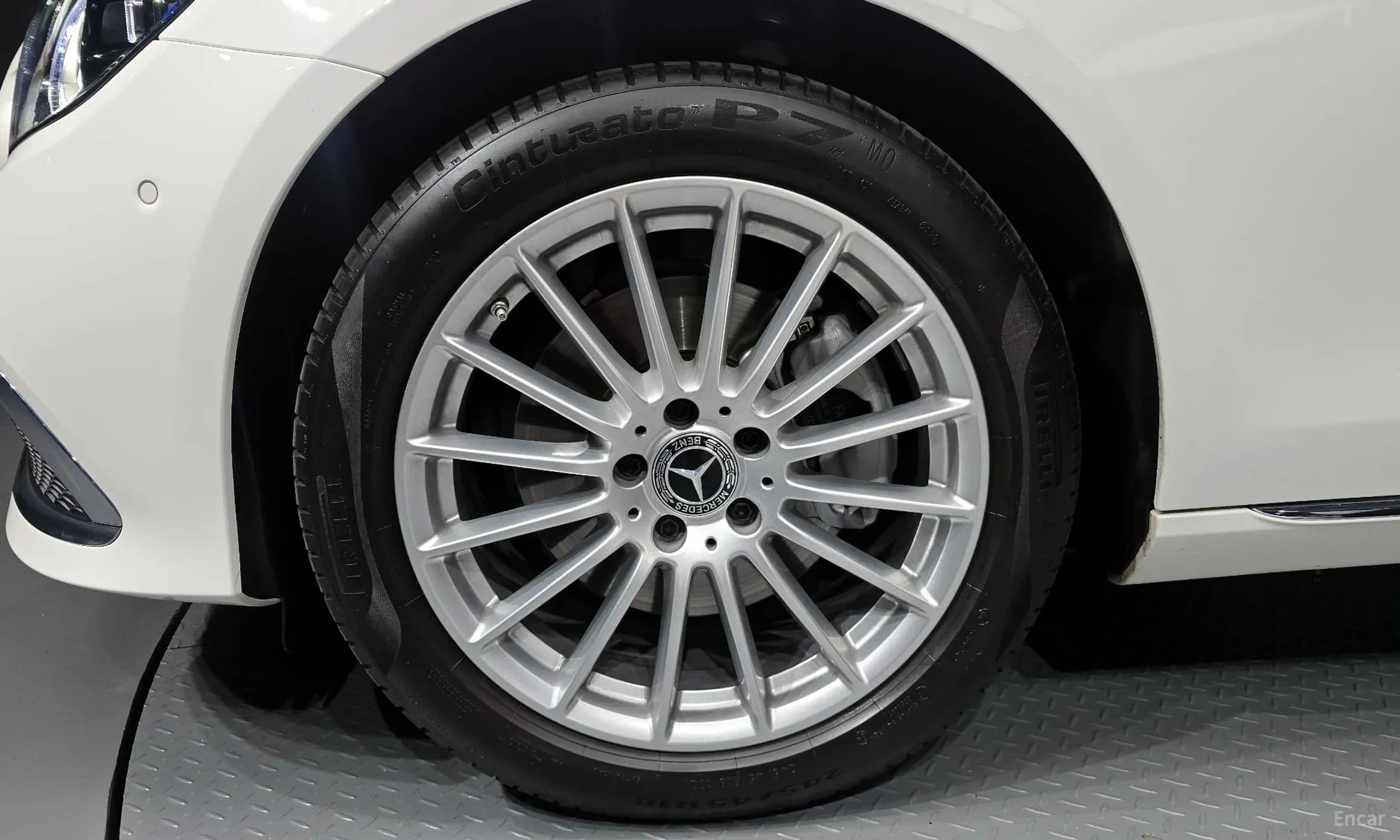 E-Class W213
