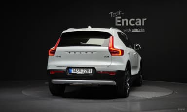 XC40