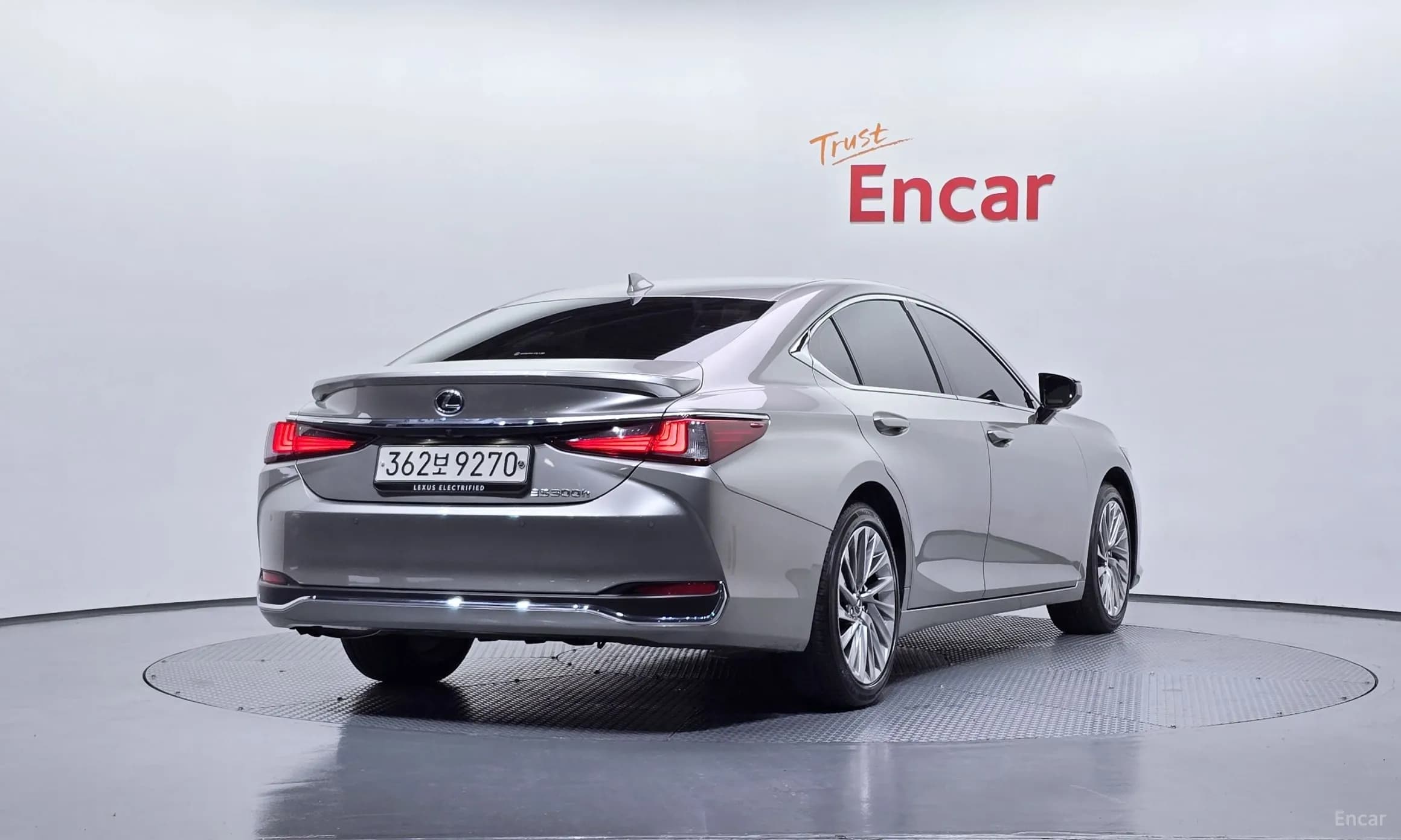 ES300h 7th Generation