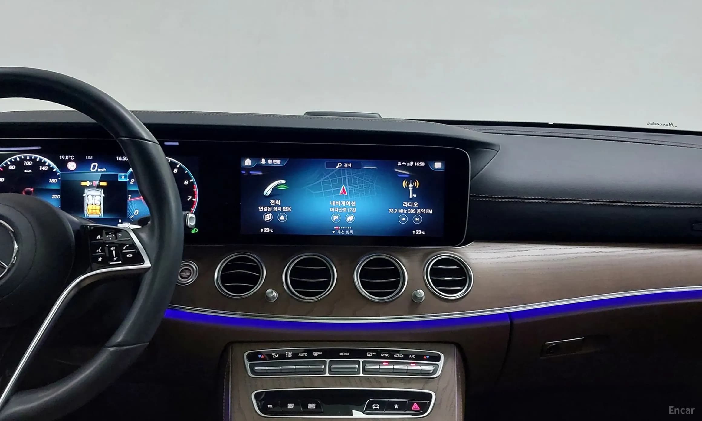 E-Class W213