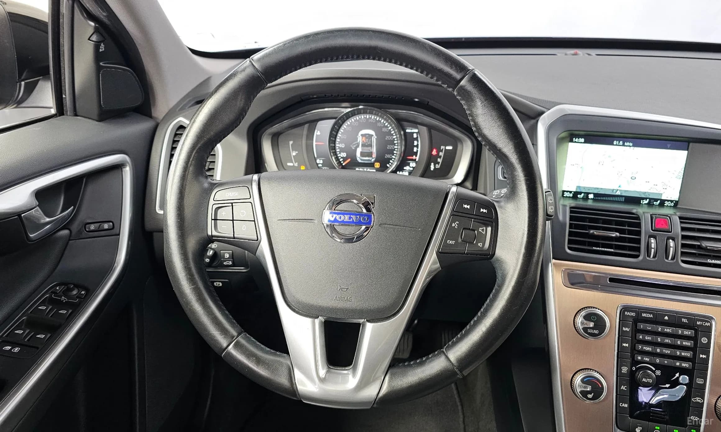 XC60