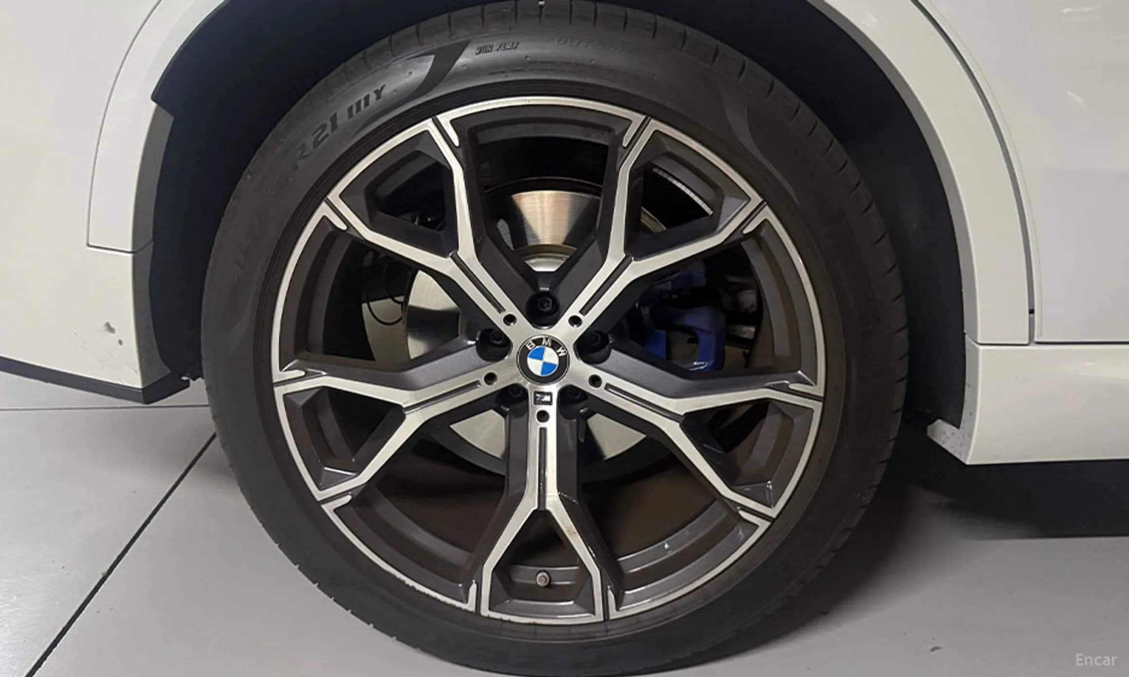 X5 (G05)