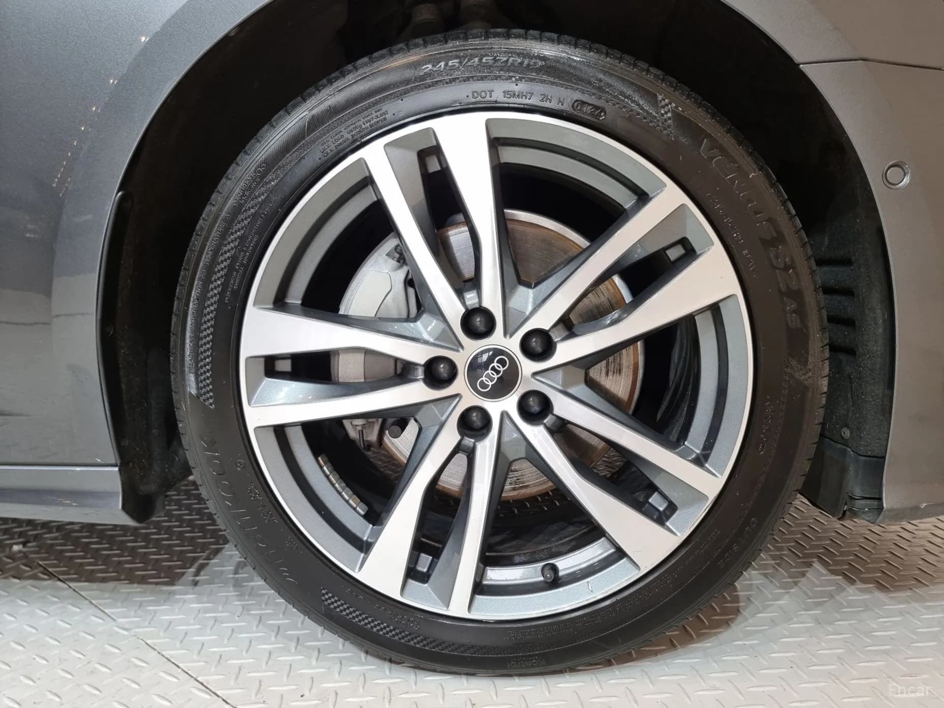 A6 (C8)