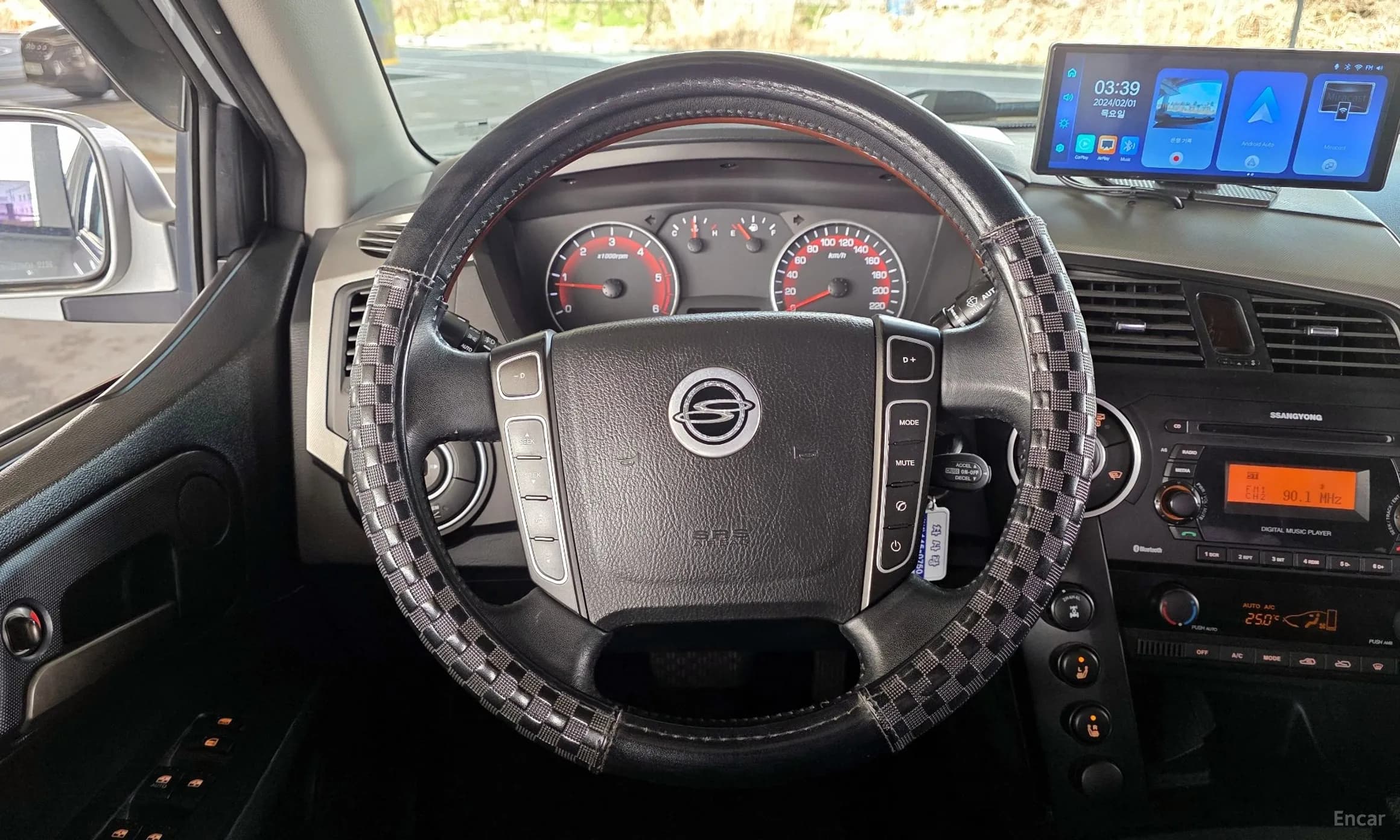 Korando Sports