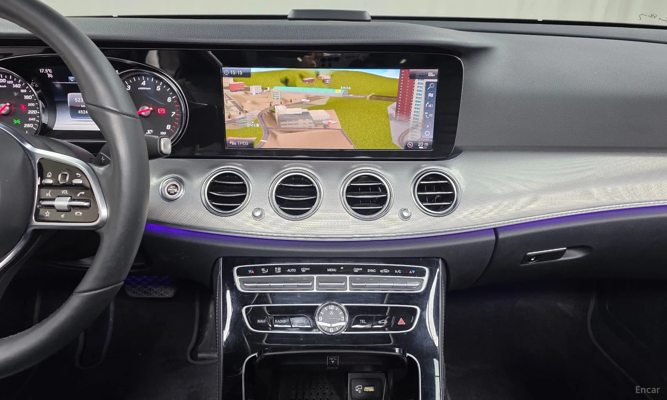 E-Class W213