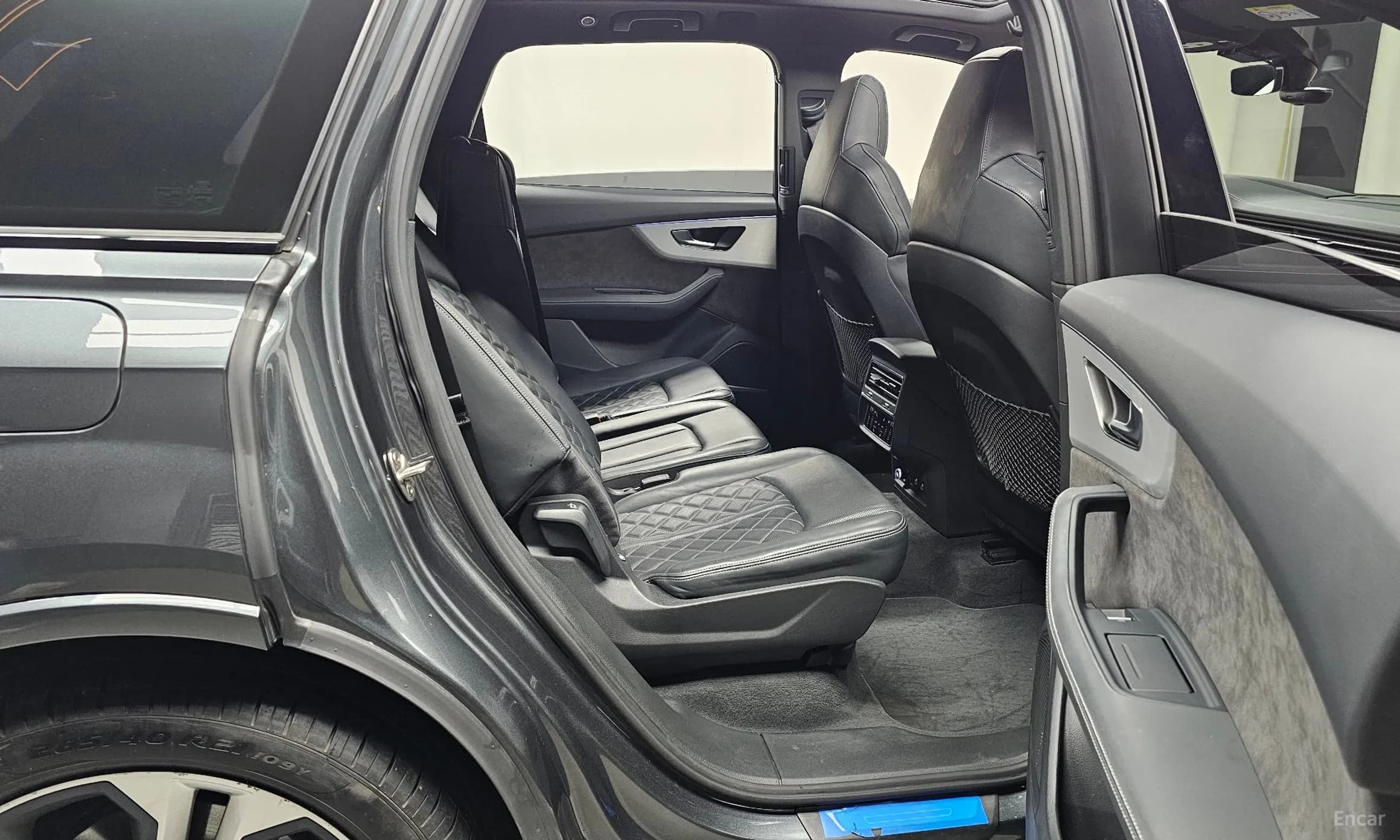 Q7 (4M)